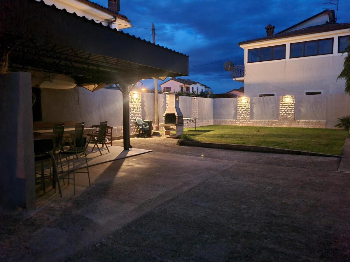 Apartments Krnjic Umag Ngoại thất bức ảnh