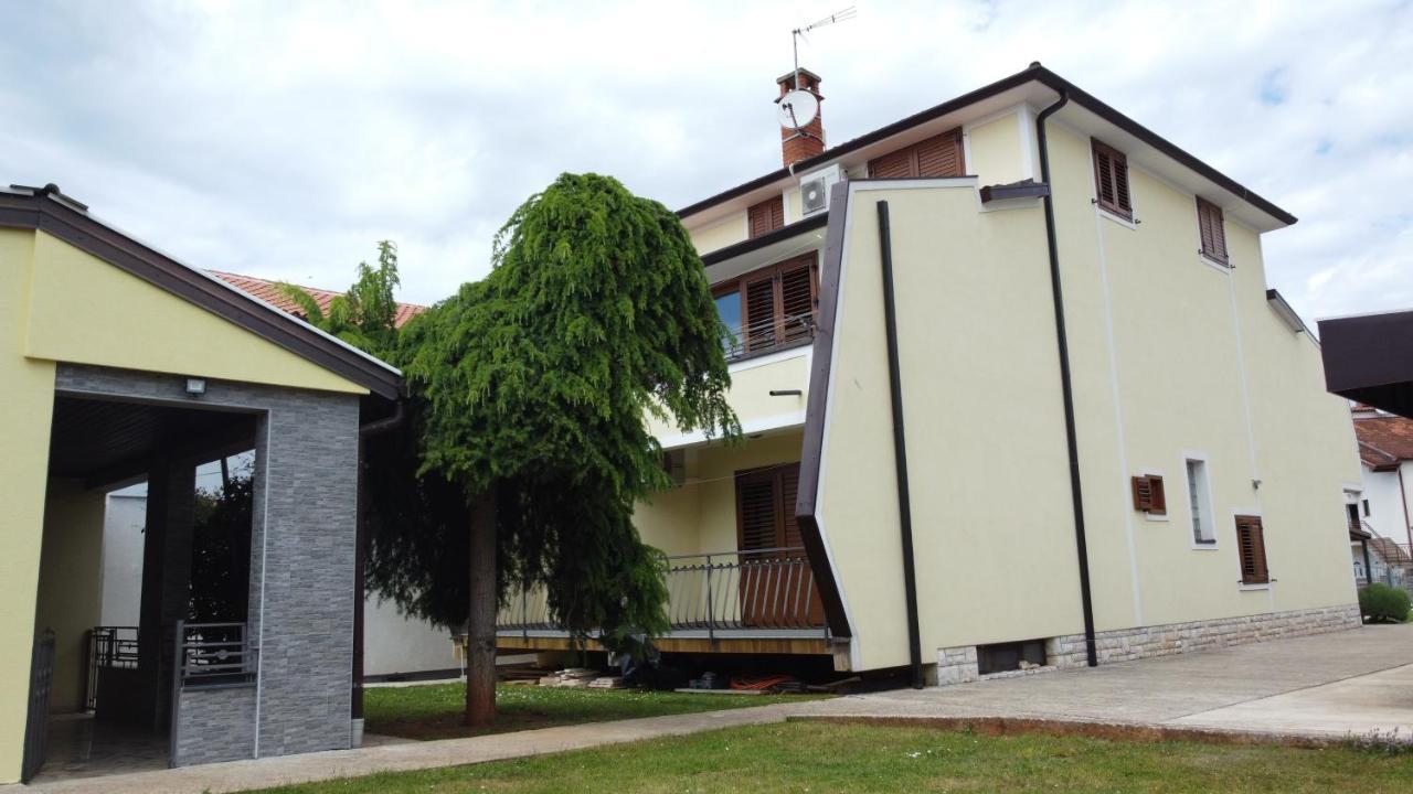 Apartments Krnjic Umag Ngoại thất bức ảnh